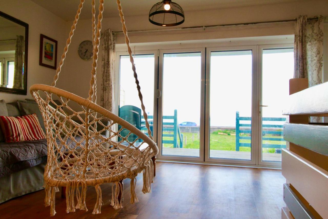 Pebbles Beach House By Air Premier Сифорд Экстерьер фото