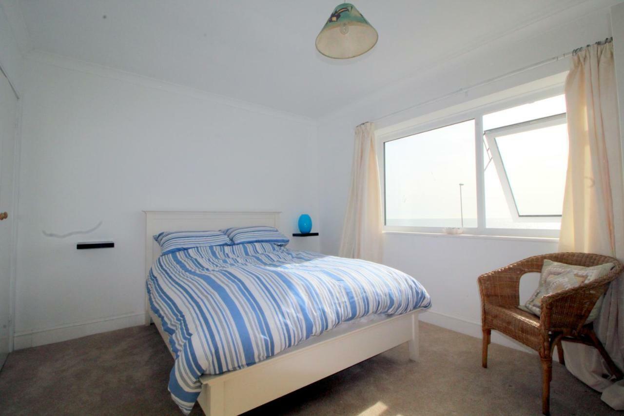 Pebbles Beach House By Air Premier Сифорд Экстерьер фото